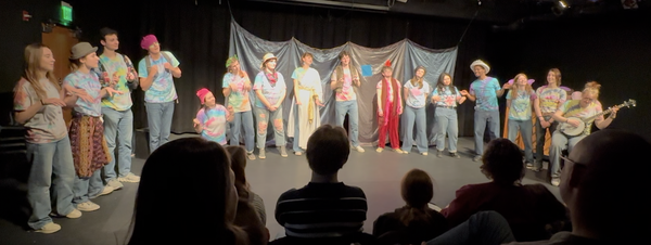 the cast of the show